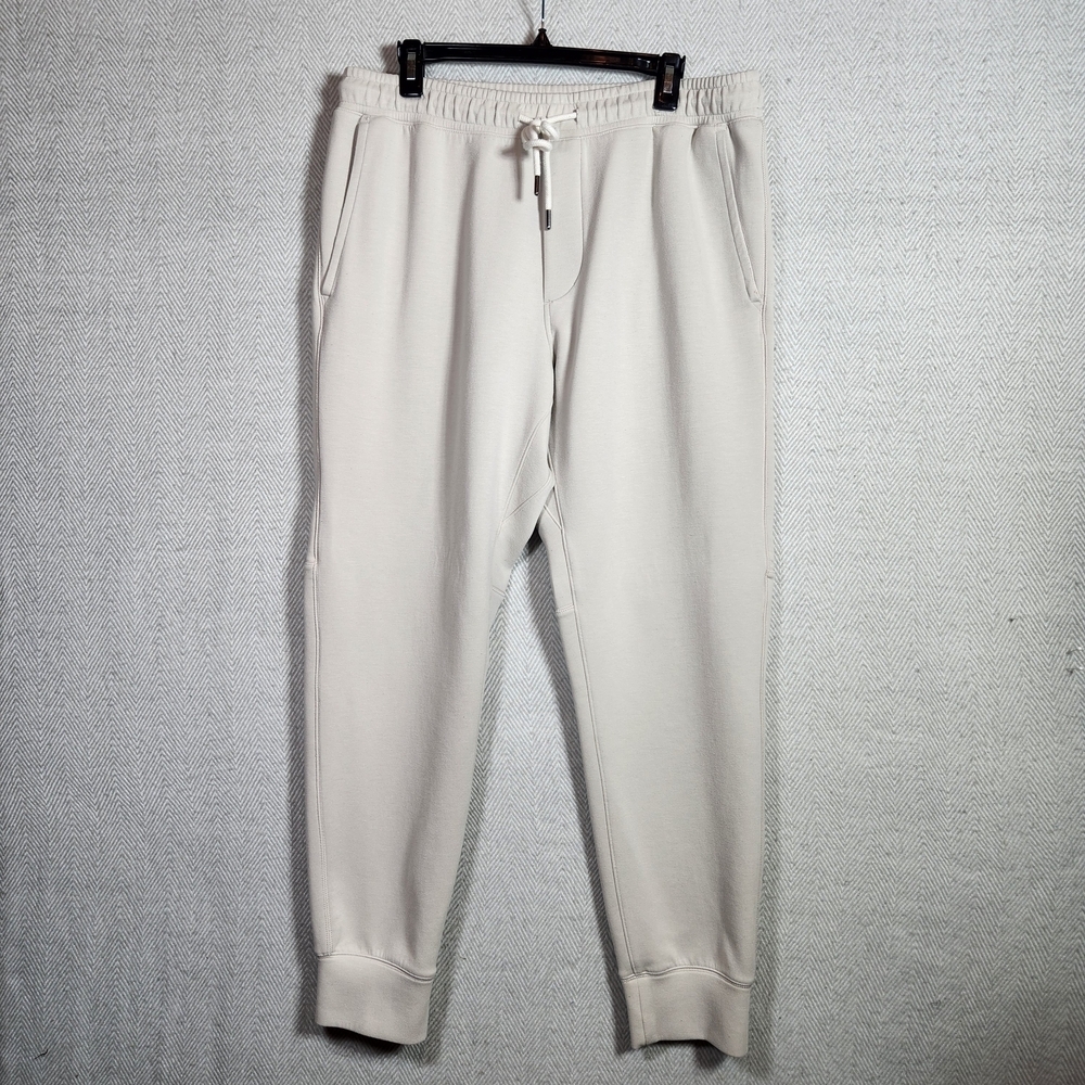 American Eagle Mens LT Light Tan/Cream Jogger Pants